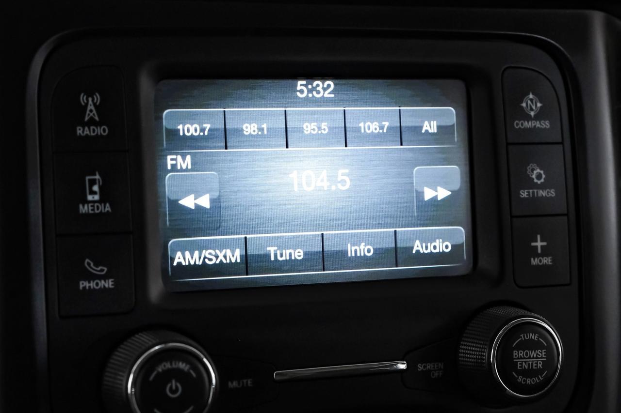 2019 Ram 1500 TRADESMAN CREW CAB 5.7L HEMI AUTOMATIC REAR CAMERA KEYLESS START TOW HITCH RUNNING BOARDS Carrollton TX