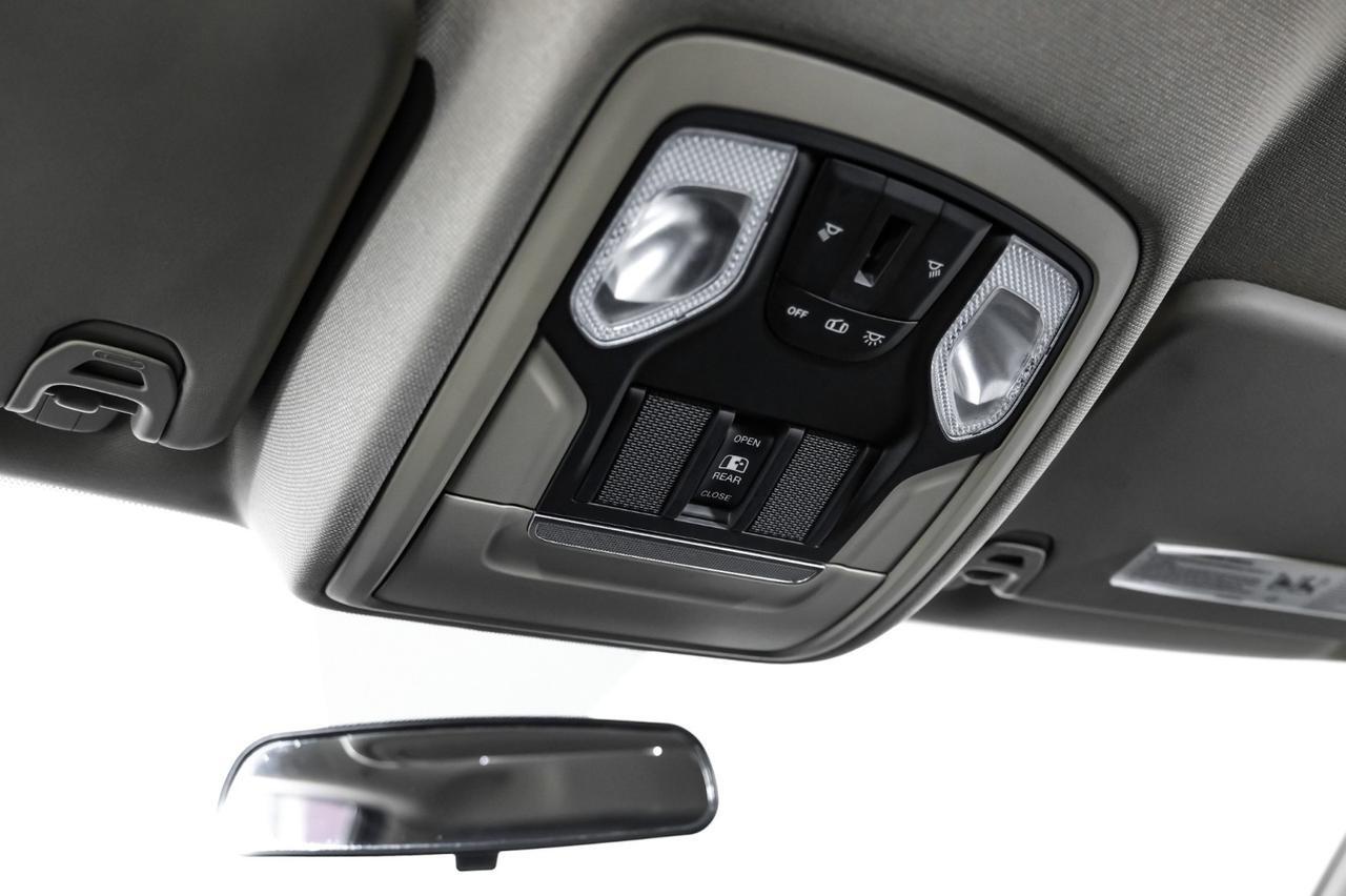 2019 Ram 1500 TRADESMAN CREW CAB 5.7L HEMI AUTOMATIC REAR CAMERA KEYLESS START TOW HITCH RUNNING BOARDS Carrollton TX