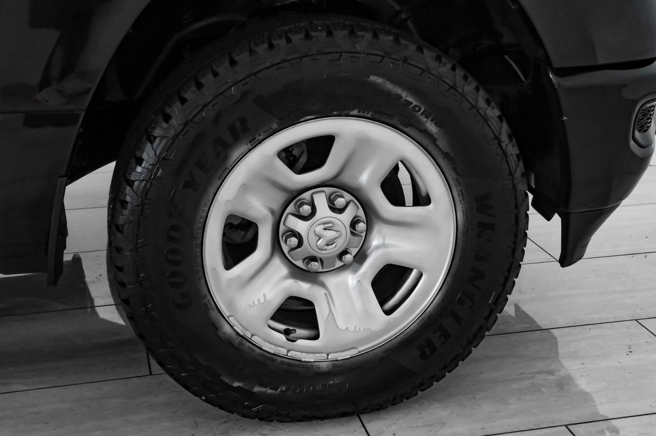 2019 Ram 1500 TRADESMAN CREW CAB 5.7L HEMI AUTOMATIC REAR CAMERA KEYLESS START TOW HITCH RUNNING BOARDS Carrollton TX