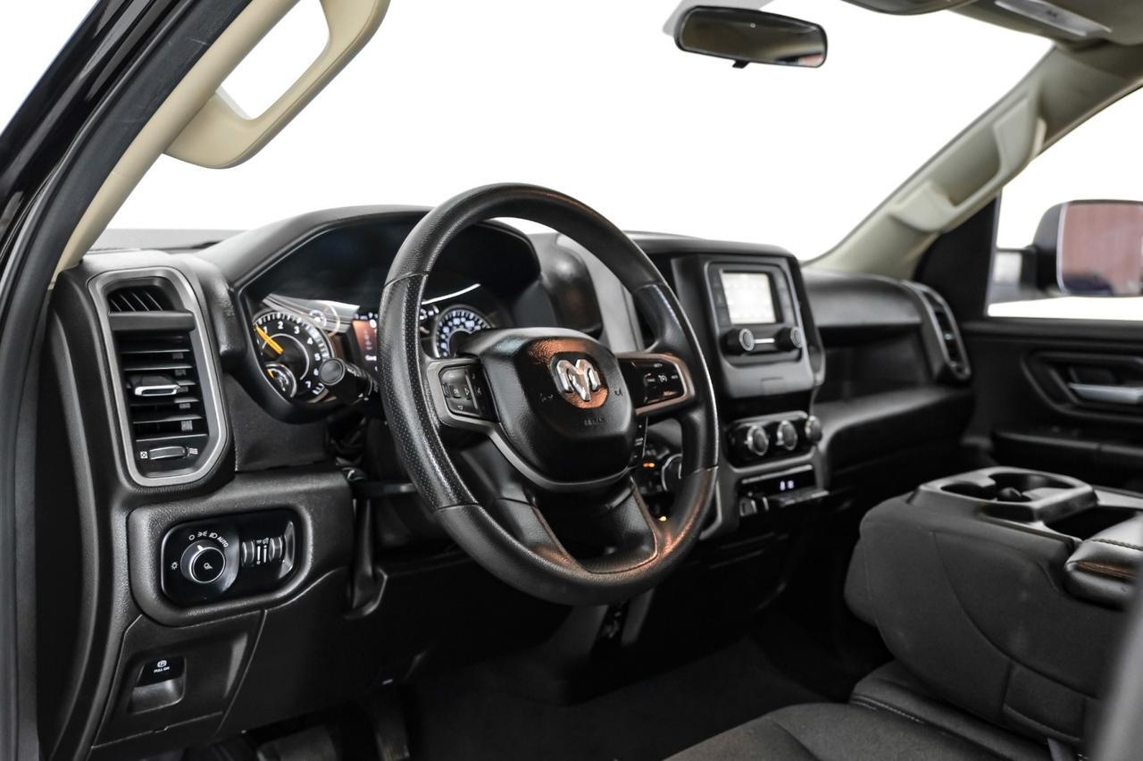 2019 Ram 1500 TRADESMAN CREW CAB 5.7L HEMI AUTOMATIC REAR CAMERA KEYLESS START TOW HITCH RUNNING BOARDS Carrollton TX