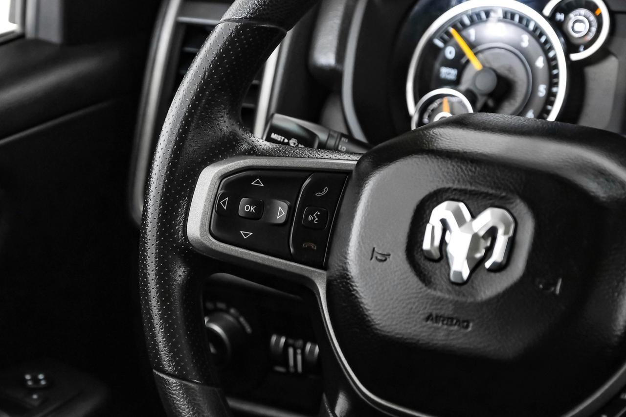 2019 Ram 1500 TRADESMAN CREW CAB 5.7L HEMI AUTOMATIC REAR CAMERA KEYLESS START TOW HITCH RUNNING BOARDS Carrollton TX