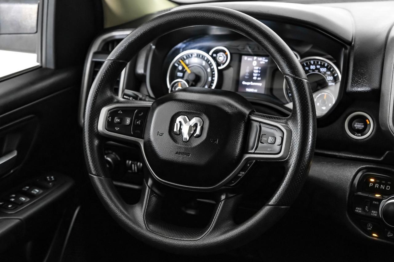 2019 Ram 1500 TRADESMAN CREW CAB 5.7L HEMI AUTOMATIC REAR CAMERA KEYLESS START TOW HITCH RUNNING BOARDS Carrollton TX