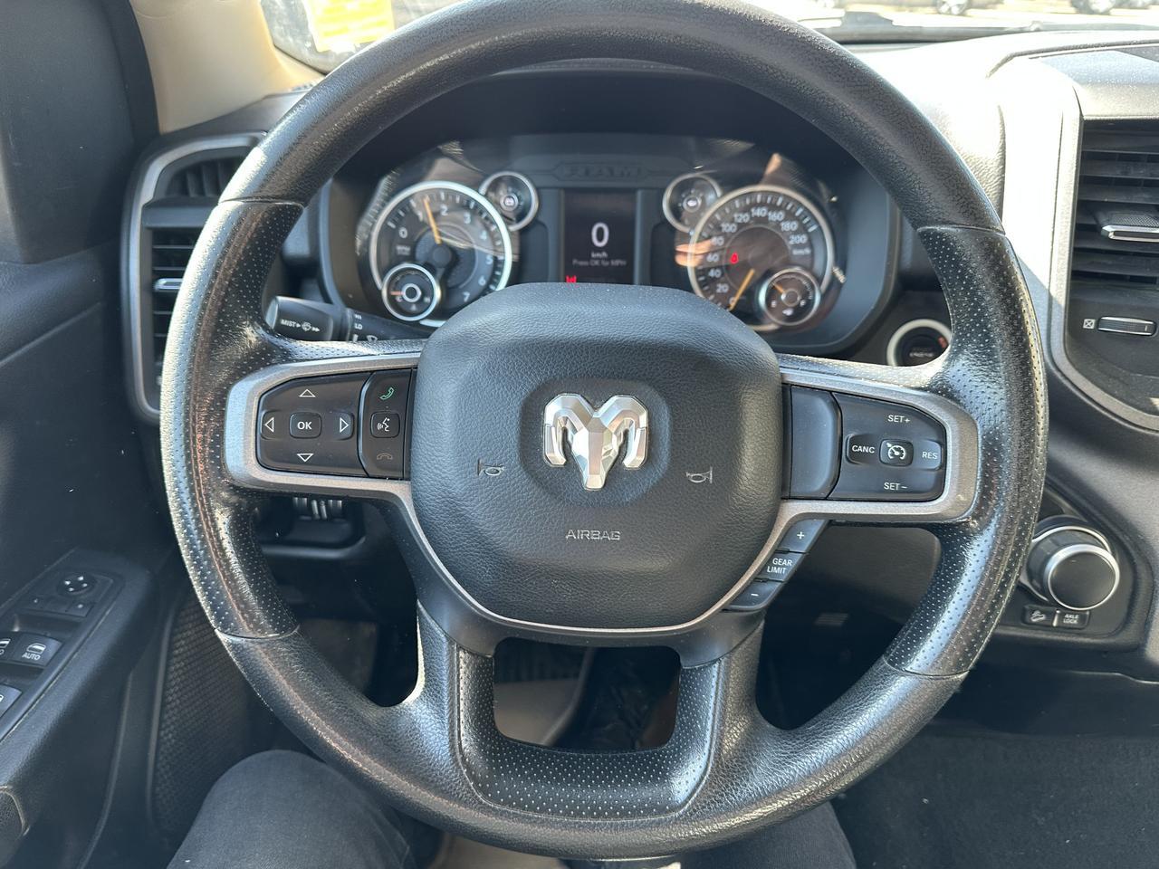 2019 Ram 1500 Tradesman Crew Cab 4x4 | HEMI V8 | Diamond Black | SXT Appearance | Backup Camera Redwater AB