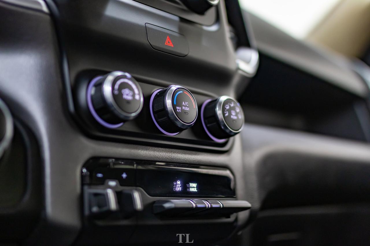 2019 Ram 2500 4x4 Crew Cab Big Horn HEMI BCam Red Deer AB