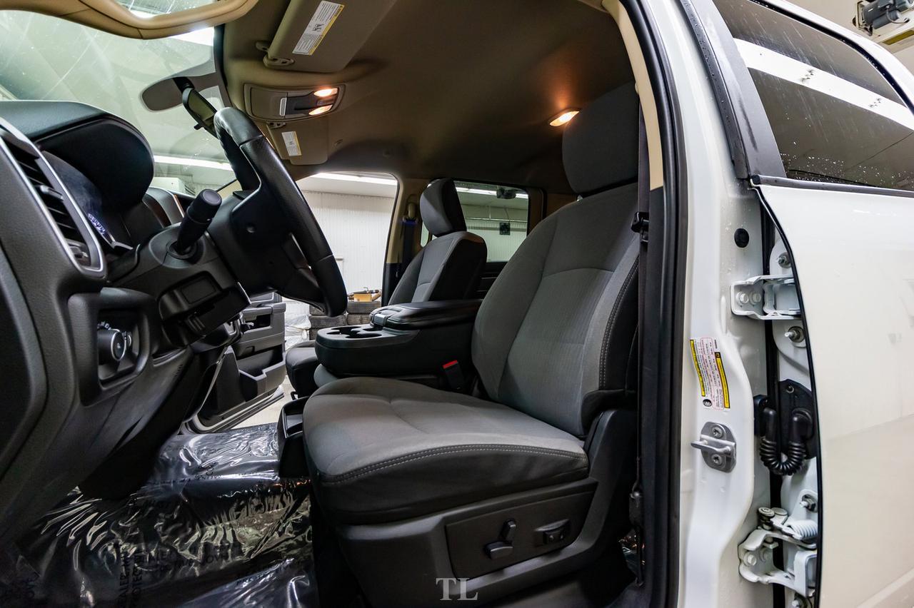 2019 Ram 2500 4x4 Crew Cab Big Horn HEMI BCam Red Deer AB