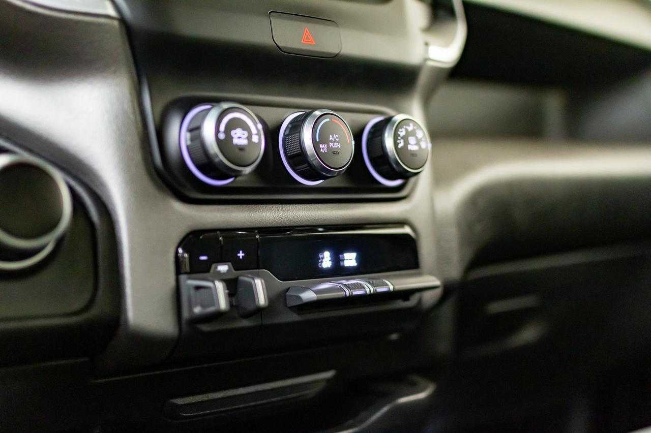 2019 Ram 2500 4x4 Crew Cab Big Horn HEMI BCam Red Deer AB