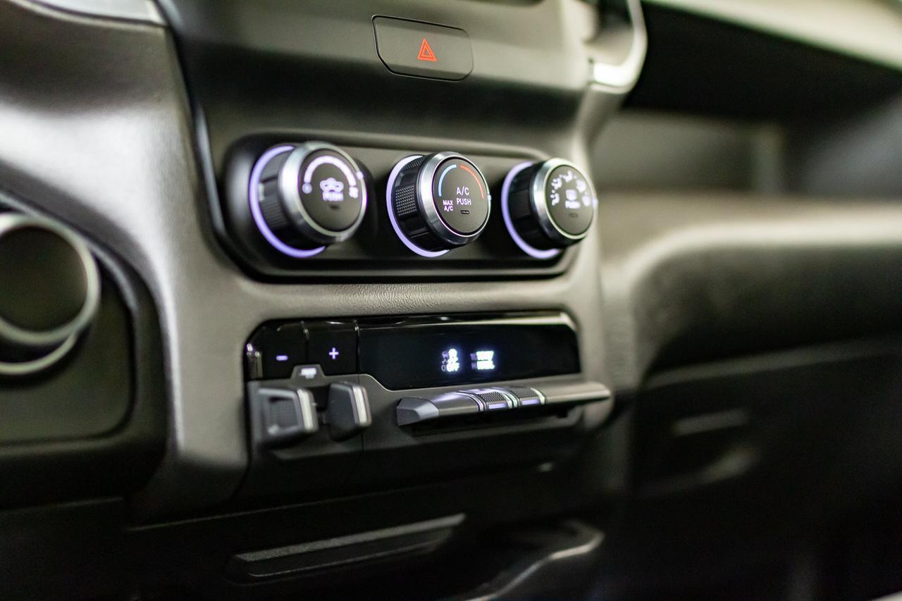 2019 Ram 2500 4x4 Crew Cab Big Horn HEMI BCam Red Deer AB