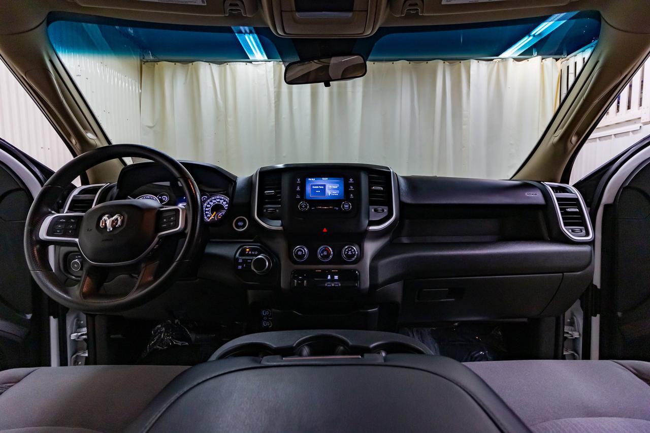 2019 Ram 2500 4x4 Crew Cab Big Horn HEMI BCam Red Deer AB