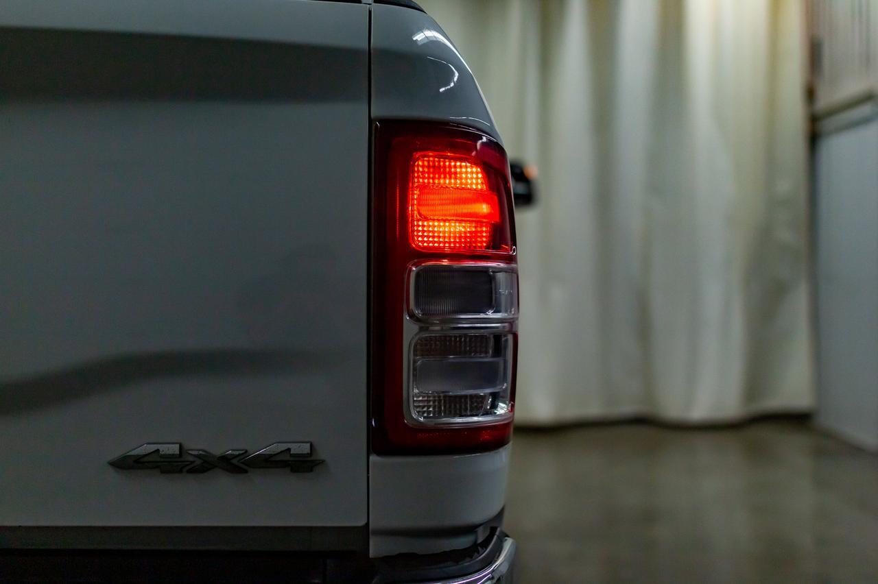 2019 Ram 2500 4x4 Crew Cab Big Horn HEMI BCam Red Deer AB