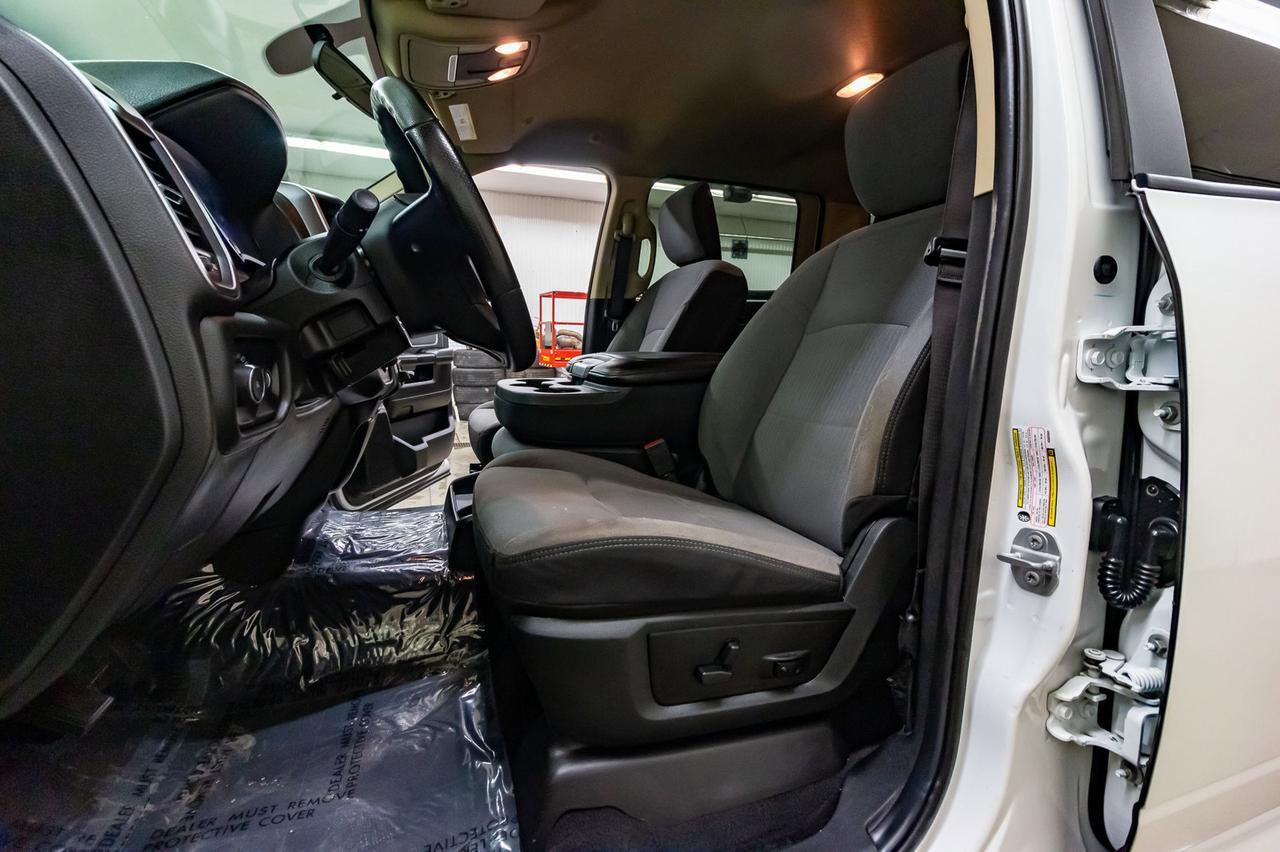 2019 Ram 2500 4x4 Crew Cab Big Horn HEMI BCam Red Deer AB