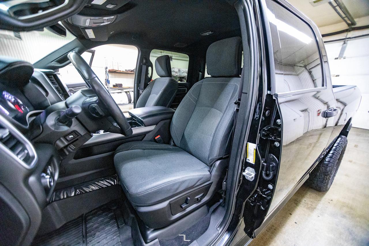 2019 Ram 2500 4x4 Crew Cab Big Horn HEMI Nav BCam Red Deer AB