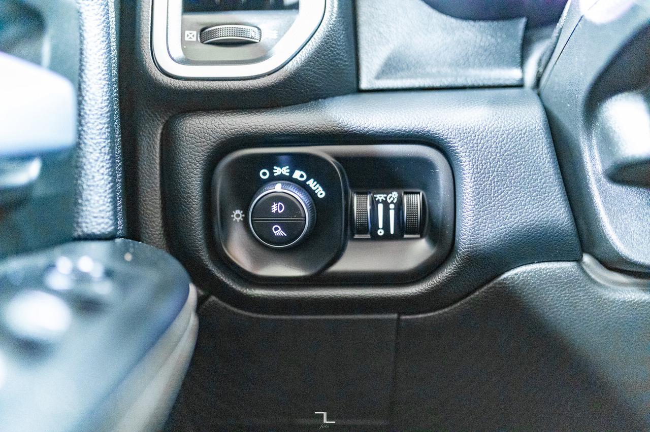 2019 Ram 2500 4x4 Crew Cab Big Horn HEMI Nav BCam Red Deer AB