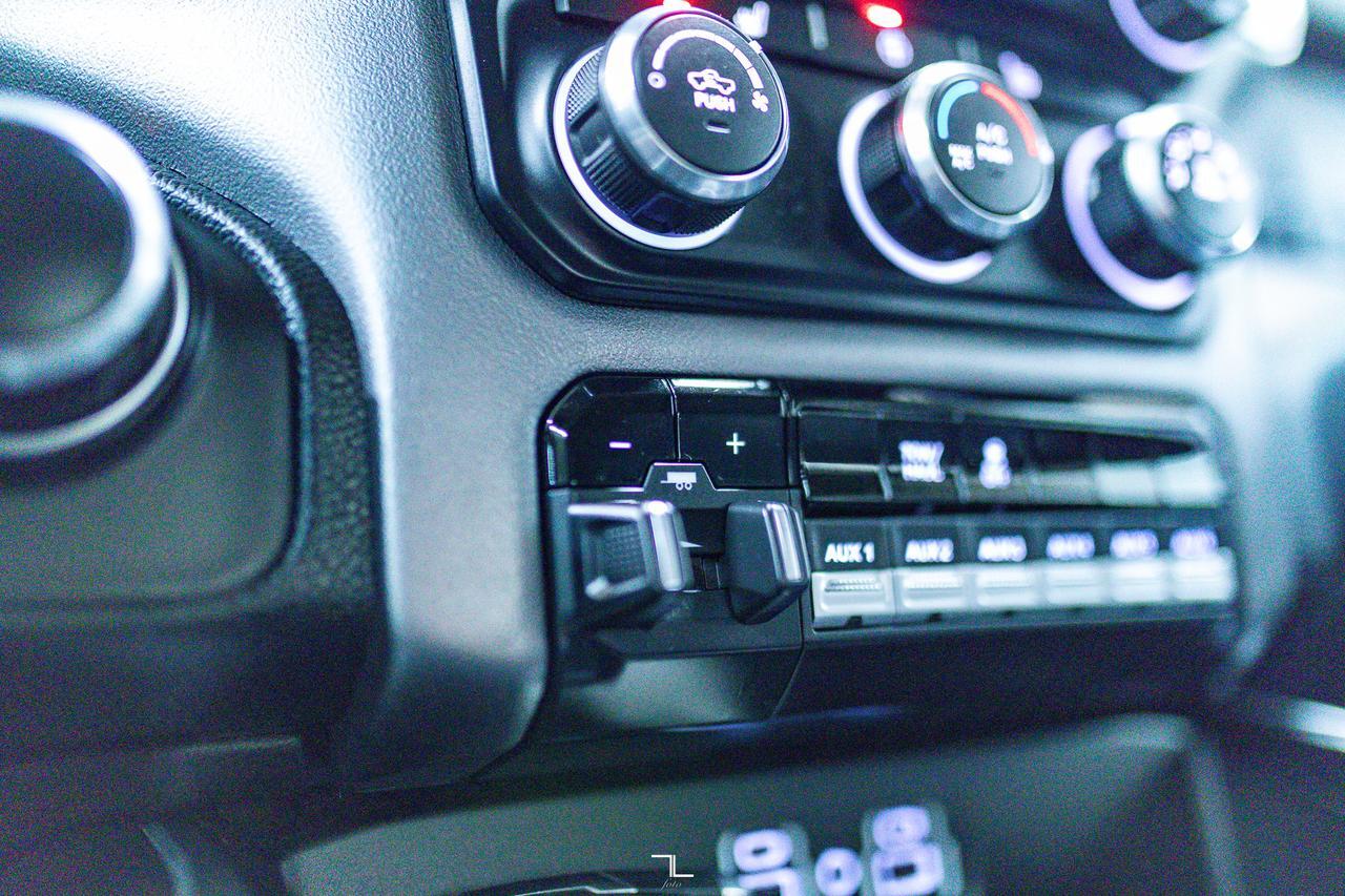 2019 Ram 2500 4x4 Crew Cab Big Horn HEMI PSeat BCam Red Deer AB