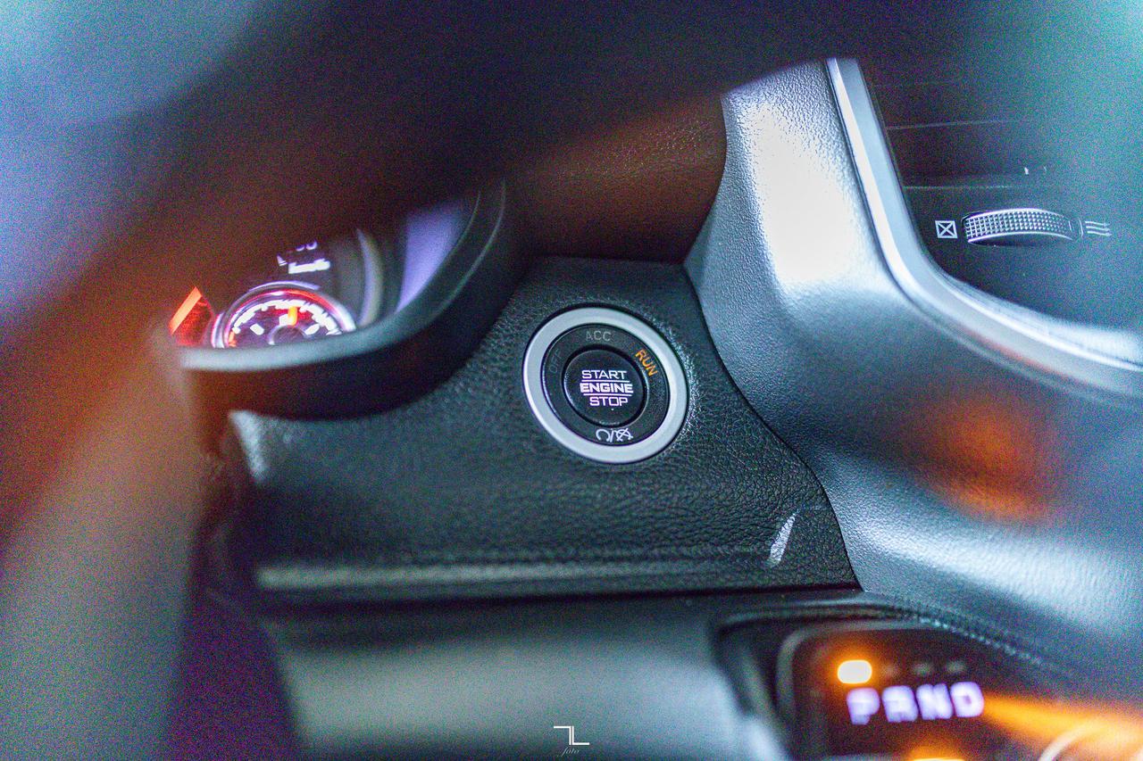 2019 Ram 2500 4x4 Crew Cab Big Horn HEMI PSeat BCam Red Deer AB