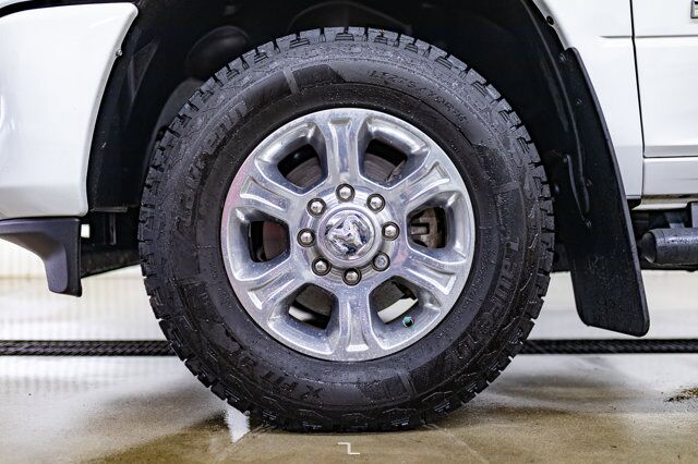 2019 Ram 2500 4x4 Crew Cab Big Horn HEMI Pseat BCam Red Deer AB