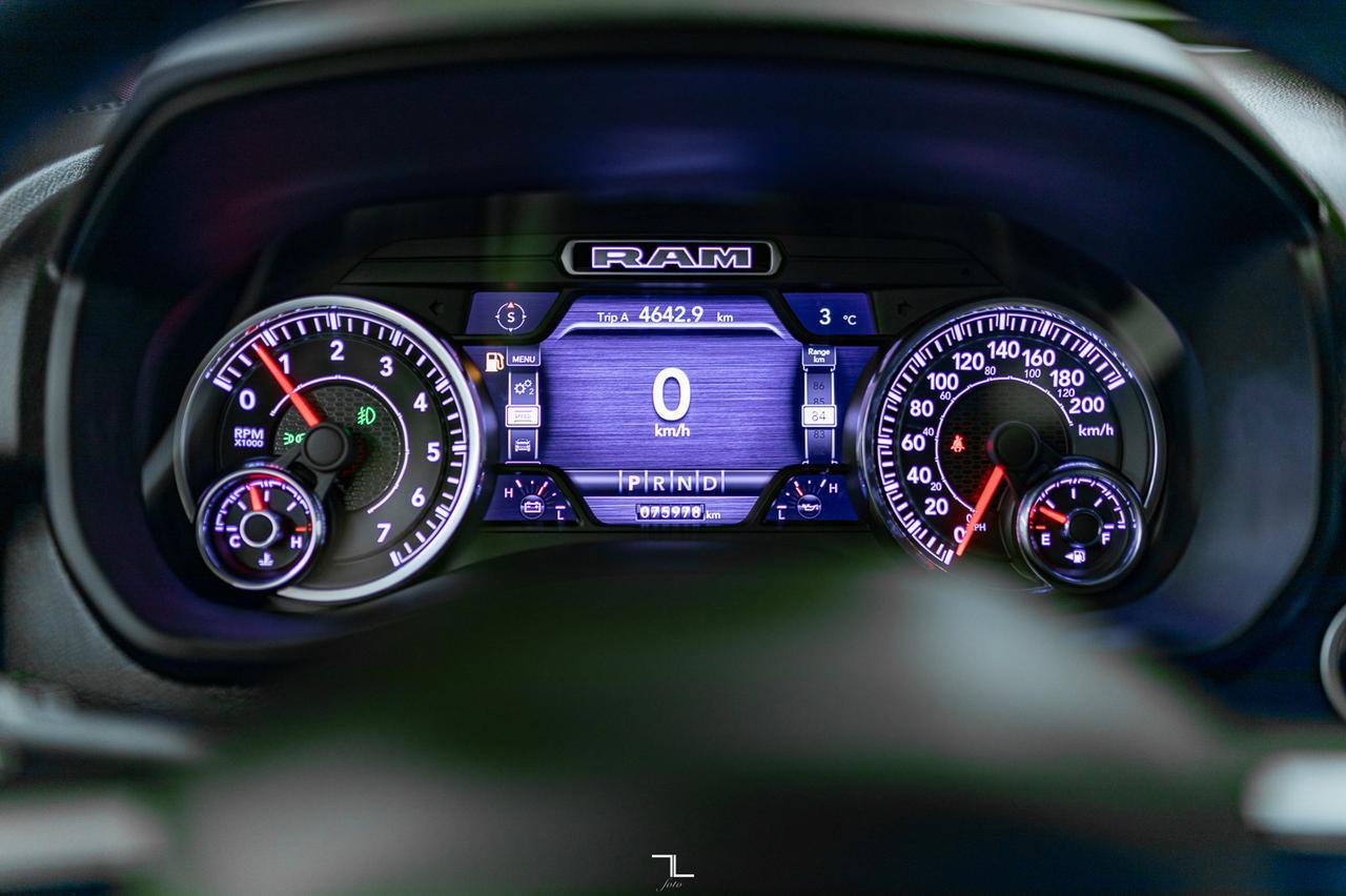 2019 Ram 2500 4x4 Crew Cab Big Horn HEMI Pseat BCam Red Deer AB