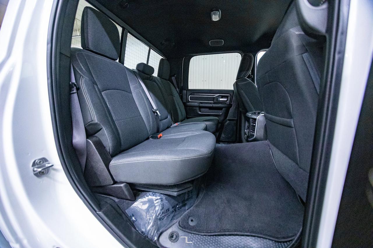 2019 Ram 2500 4x4 Crew Cab Big Horn HEMI Pseat BCam Red Deer AB