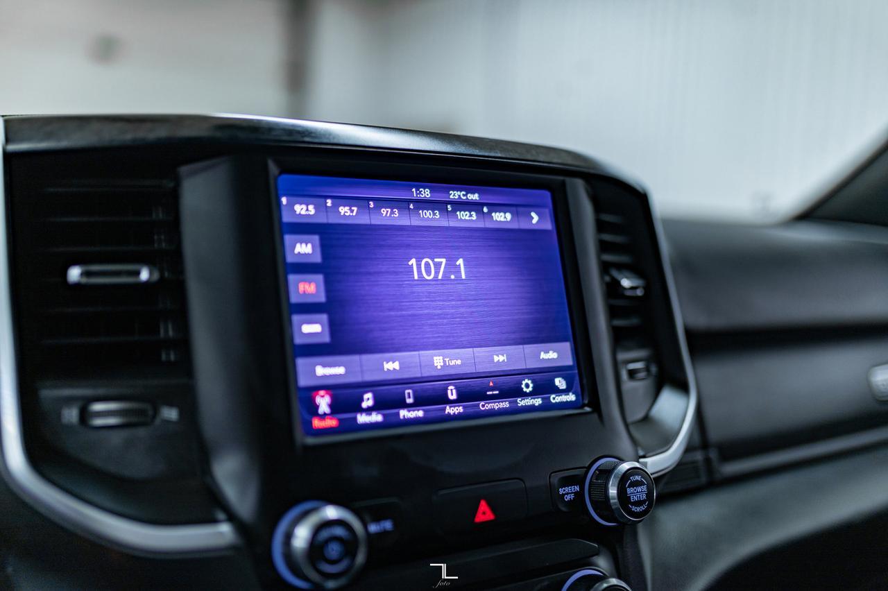 2019 Ram 2500 4x4 Crew Cab Big Horn Longbox HEMI BCam Red Deer AB