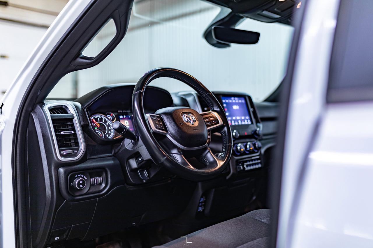 2019 Ram 2500 4x4 Crew Cab Big Horn Longbox HEMI BCam Red Deer AB