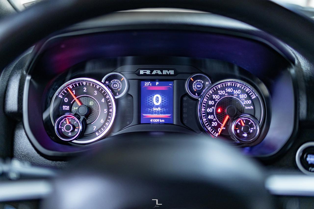 2019 Ram 2500 4x4 Crew Cab Big Horn Longbox HEMI BCam Red Deer AB