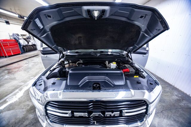 2019 Ram 2500 4x4 Crew Cab Big Horn Longbox HEMI BCam Red Deer AB