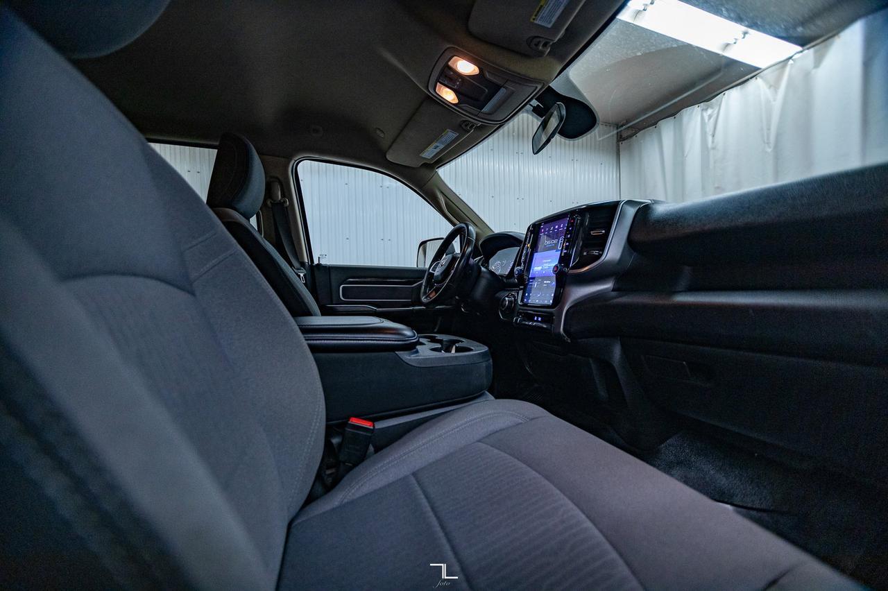 2019 Ram 2500 4x4 Crew Cab Big Horn Longbox HEMI BCam Red Deer AB