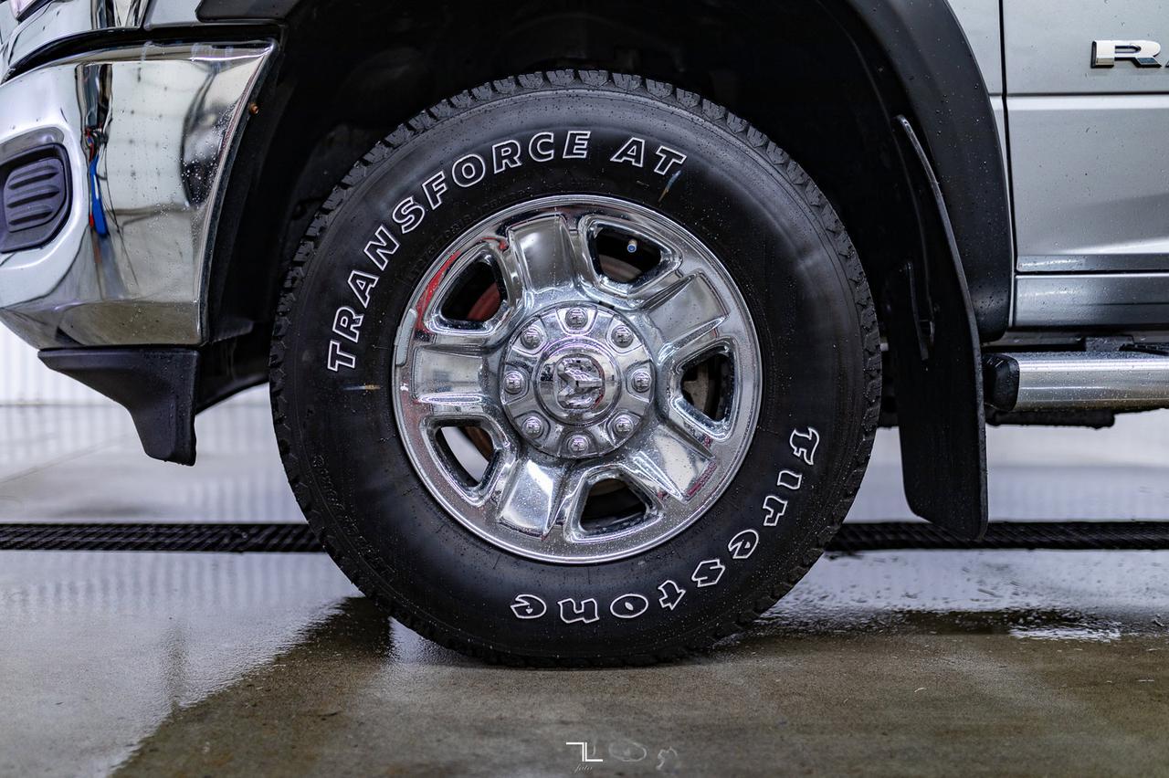 2019 Ram 2500 4x4 Crew Cab Big Horn Longbox HEMI BCam Red Deer AB