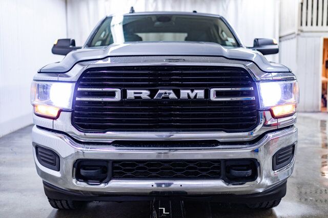 2019 Ram 2500 4x4 Crew Cab Big Horn Longbox HEMI BCam Red Deer AB