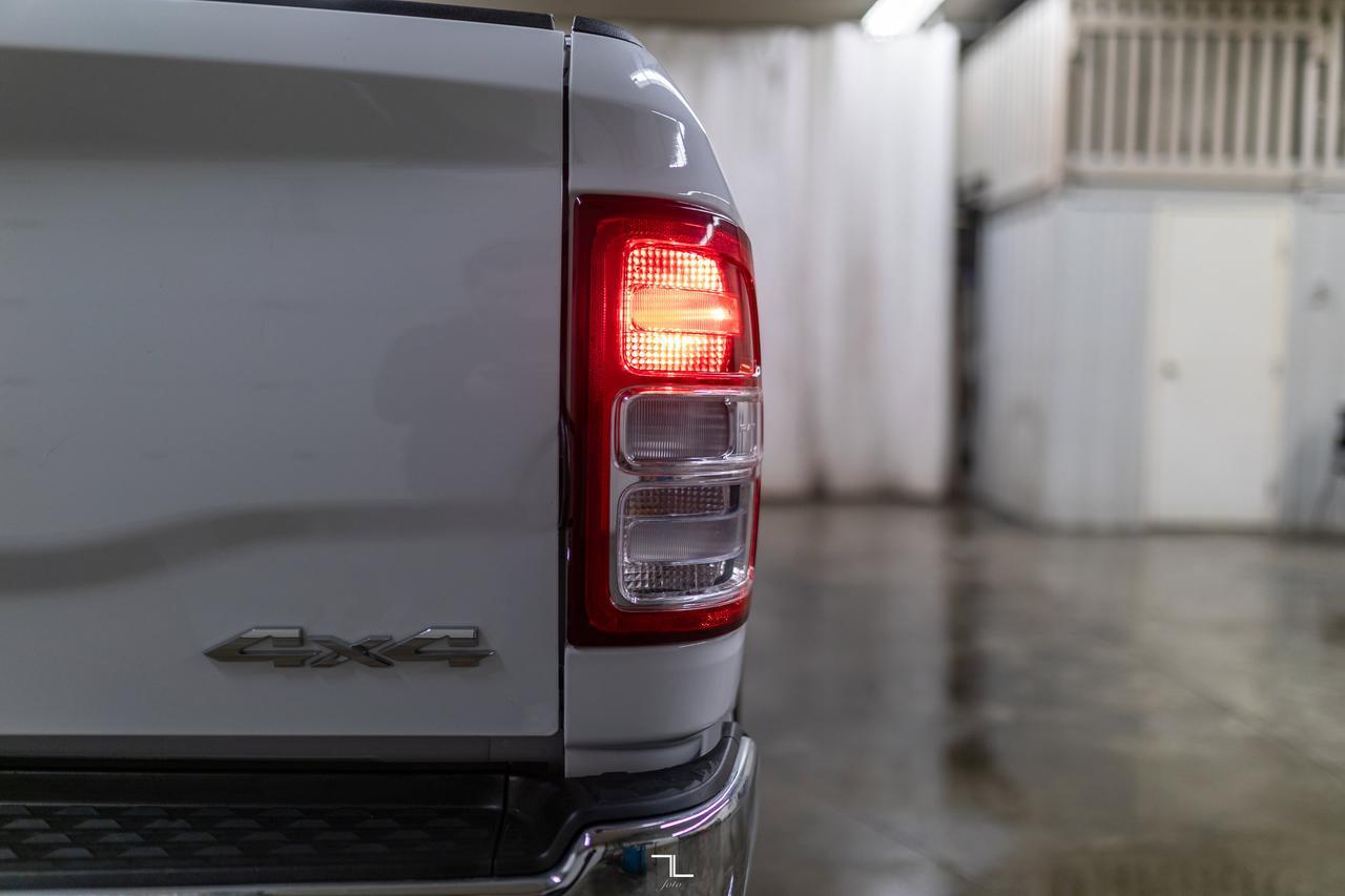 2019 Ram 2500 4x4 Crew Cab Big Horn Longbox HEMI PSeat BCam Red Deer AB