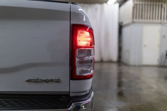 2019 Ram 2500 4x4 Crew Cab Big Horn Longbox HEMI PSeat BCam Red Deer AB