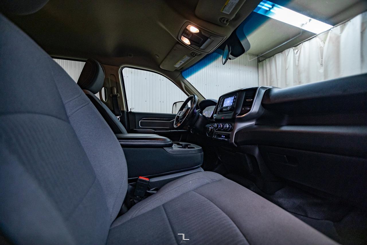 2019 Ram 2500 4x4 Crew Cab Big Horn Longbox HEMI PSeat BCam Red Deer AB