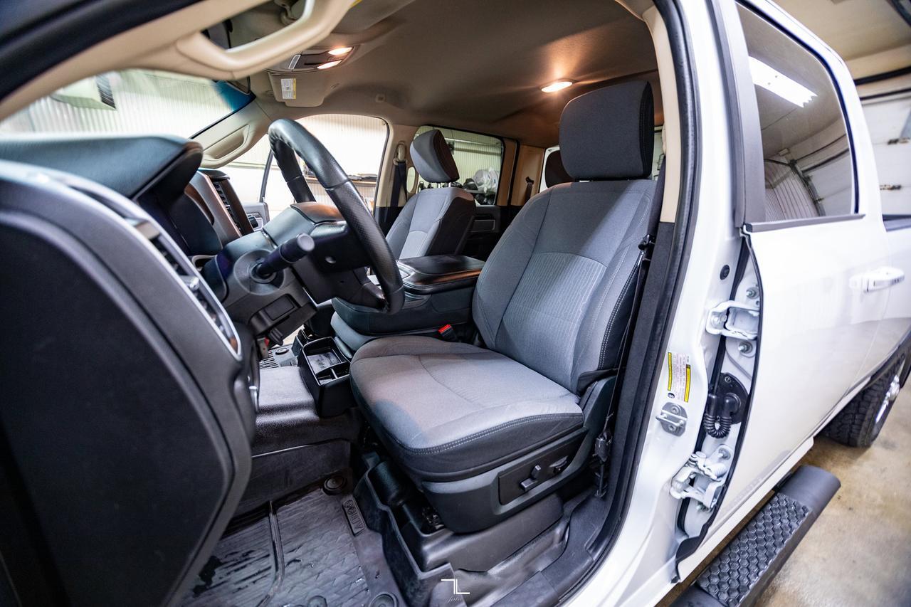 2019 Ram 2500 4x4 Crew Cab Big Horn Longbox HEMI PSeat BCam Red Deer AB