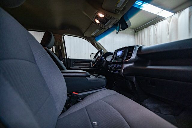 2019 Ram 2500 4x4 Crew Cab Big Horn Longbox HEMI PSeat BCam Red Deer AB