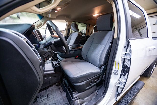 2019 Ram 2500 4x4 Crew Cab Big Horn Longbox HEMI PSeat BCam Red Deer AB