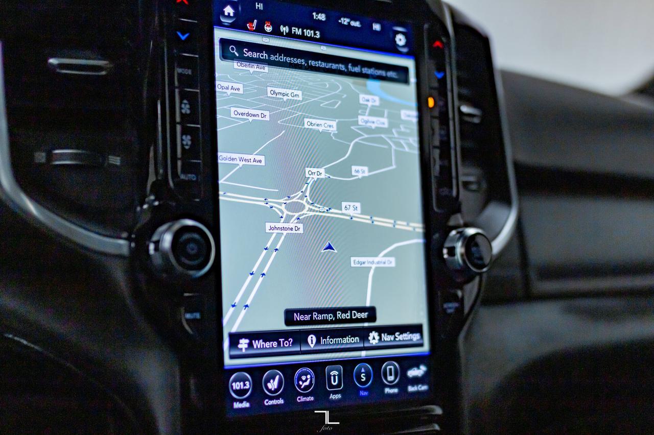 2019 Ram 2500 4x4 Crew Cab Big Horn Nav BCam Diesel Red Deer AB