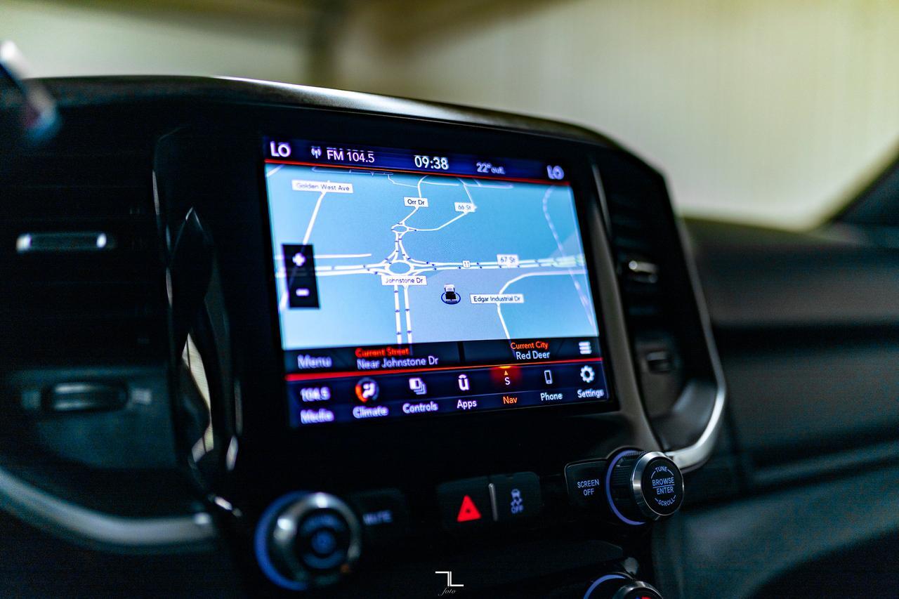 2019 Ram 2500 4x4 Crew Cab Big Horn Sport Longbox Diesel Leather Nav Red Deer AB