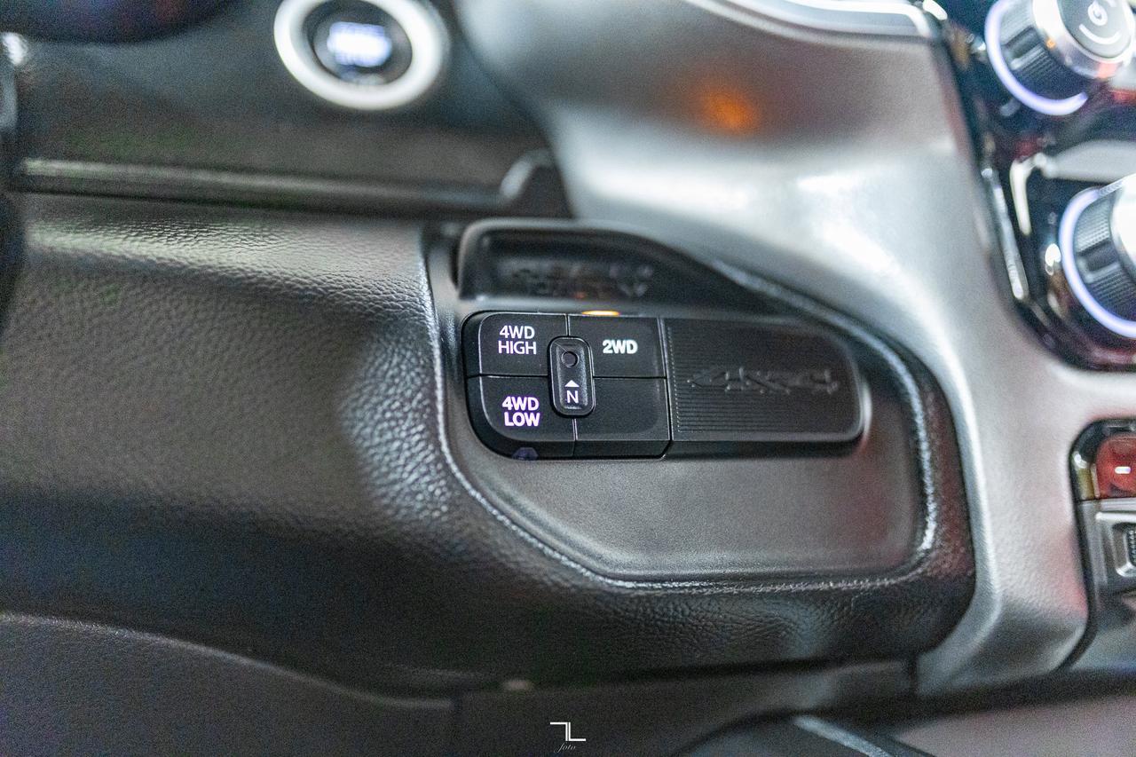 2019 Ram 2500 4x4 Crew Cab Big Horn Sport Longbox Diesel Leather Nav Red Deer AB