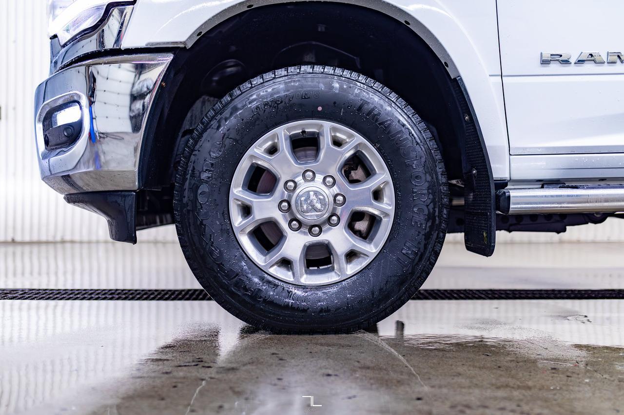 2019 Ram 2500 4x4 Crew Cab Laramie HEMI Leather Nav BCam Red Deer AB