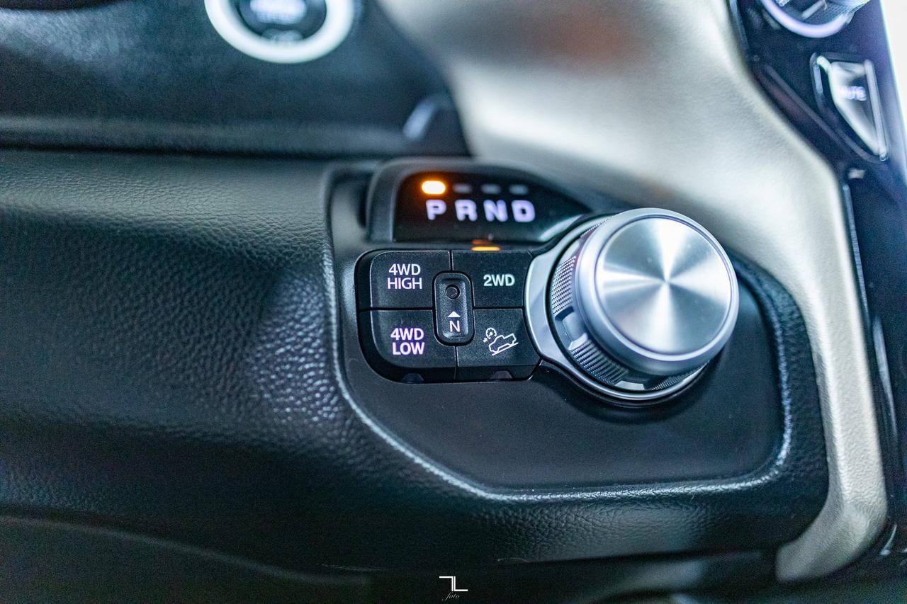 2019 Ram 2500 4x4 Crew Cab Laramie Longbox Leather Roof Nav Red Deer AB