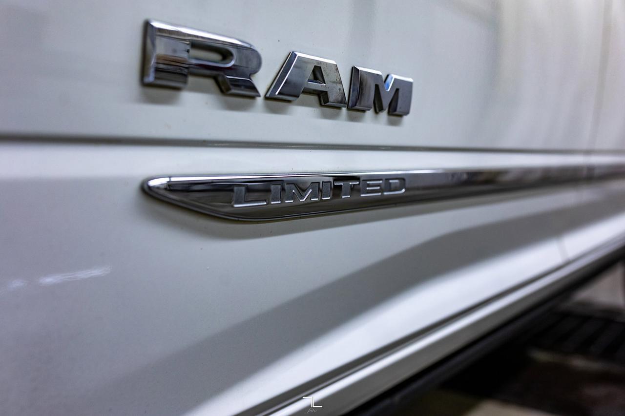 2019 Ram 2500 4x4 Mega Cab Limited Diesel Leather Roof Nav Red Deer AB