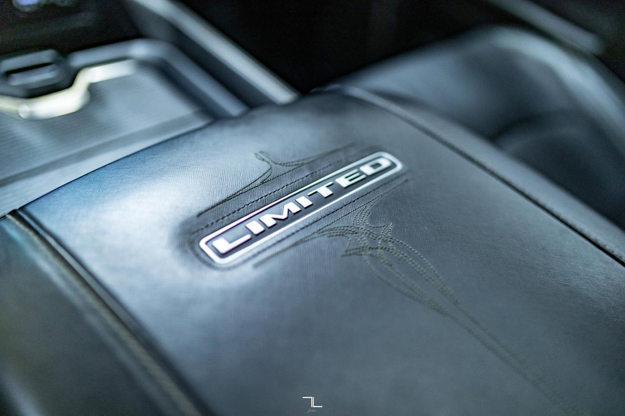 2019 Ram 2500 4x4 Mega Cab Limited Diesel Leather Roof Nav Red Deer AB