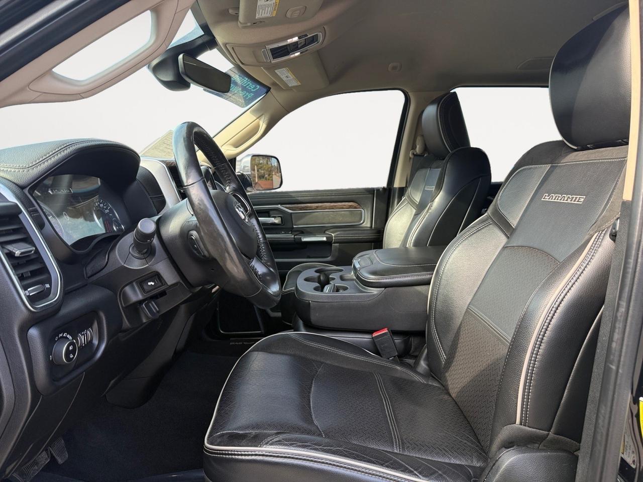 2019 Ram 2500 Laramie, HEATED/VENTILATED SEATS, HEATED STEERING WHEEL, TOW HOOKS, POWER/HEATED MIRRORS, BACKUP CAMERA, APPLE CARPLAY/ANDROID AUTO, REMOTE START, UNIVERSAL GARAGE DOOR OPENER, ALPINE SPEAKERS, CLEAN CARFAX!