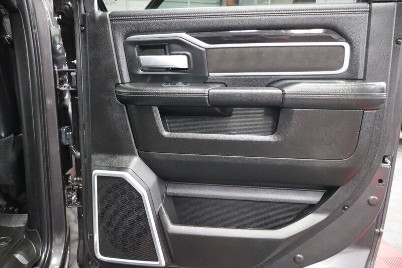 2019 Ram 2500 Laramie Mega Cab Ram Box Night Edition 6.7L Diesel 2 Arlington TX