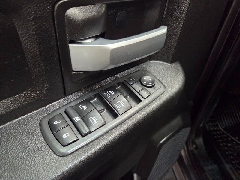 2019 Ram 3500 4WD Flatbed Dually 6.7L Diesel Icon Shocks Touch Screen FREE WARRANTY Arlington TX