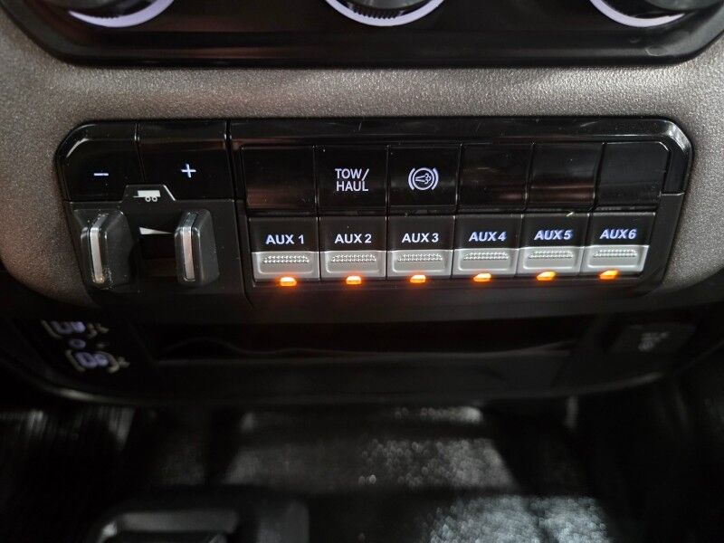 2019 Ram 3500 4WD Flatbed Dually 6.7L Diesel Icon Shocks Touch Screen FREE WARRANTY Arlington TX