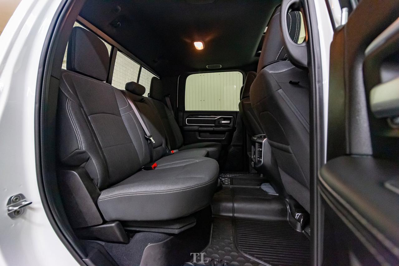 2019 Ram 3500 4x4 Crew Cab Big Horn Diesel AISIN Nav Roof Red Deer AB