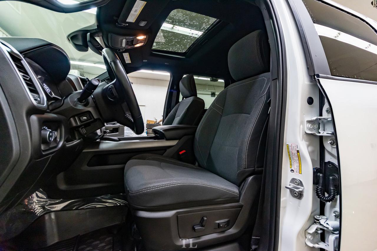 2019 Ram 3500 4x4 Crew Cab Big Horn Diesel AISIN Nav Roof Red Deer AB