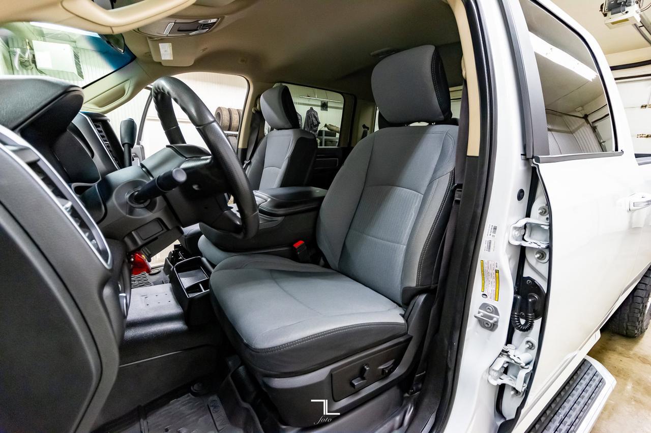 2019 Ram 3500 4x4 Crew Cab Big Horn Diesel Longbox Red Deer AB