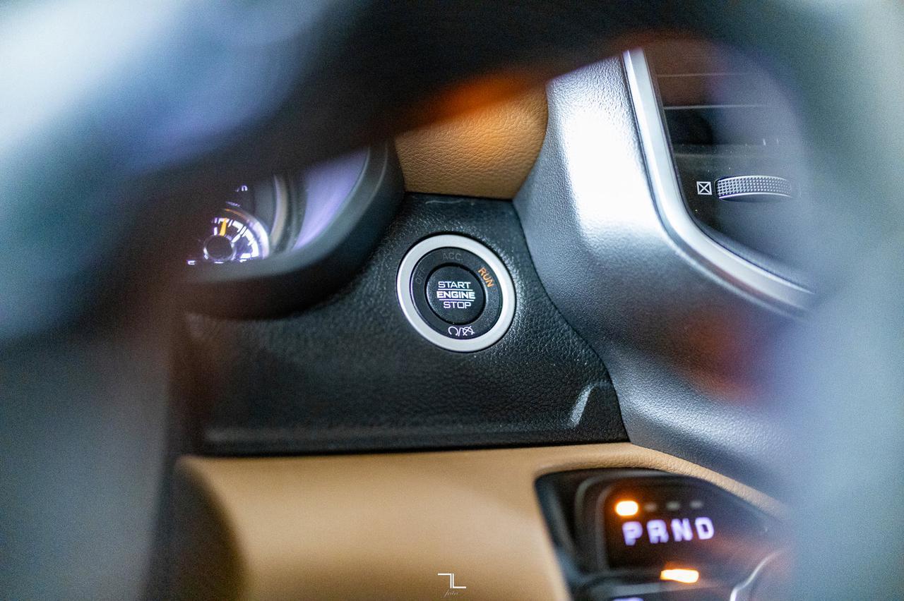 2019 Ram 3500 4x4 Crew Cab Big Horn HEMI BCam Red Deer AB