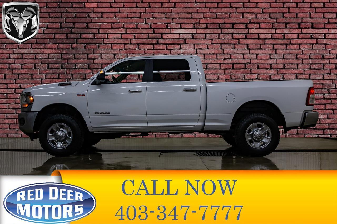 2019 Ram 3500 4x4 Crew Cab Big Horn HEMI BCam